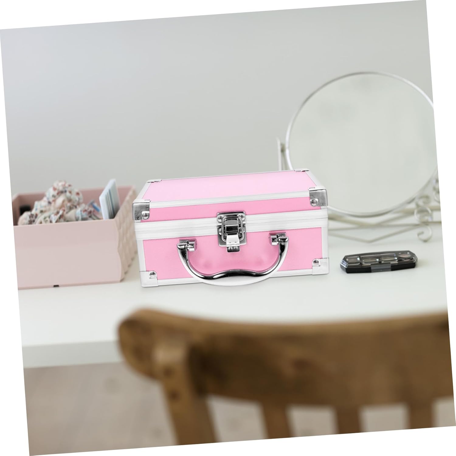 Professional Makeup Case Large Aluminum Makeup Organizer Portable Tool Box Handles