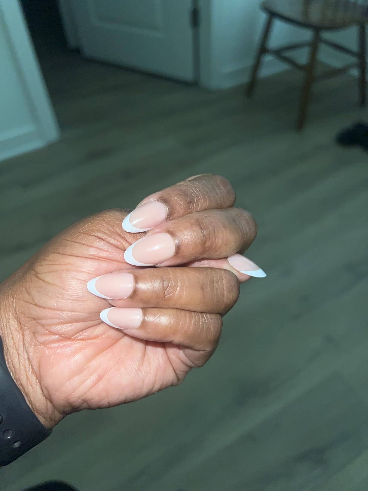 OIFEN French Almond Gel Press On Nails Short 16 Sizes Fake Nails Glossy 32pcs, Nail Glue Included