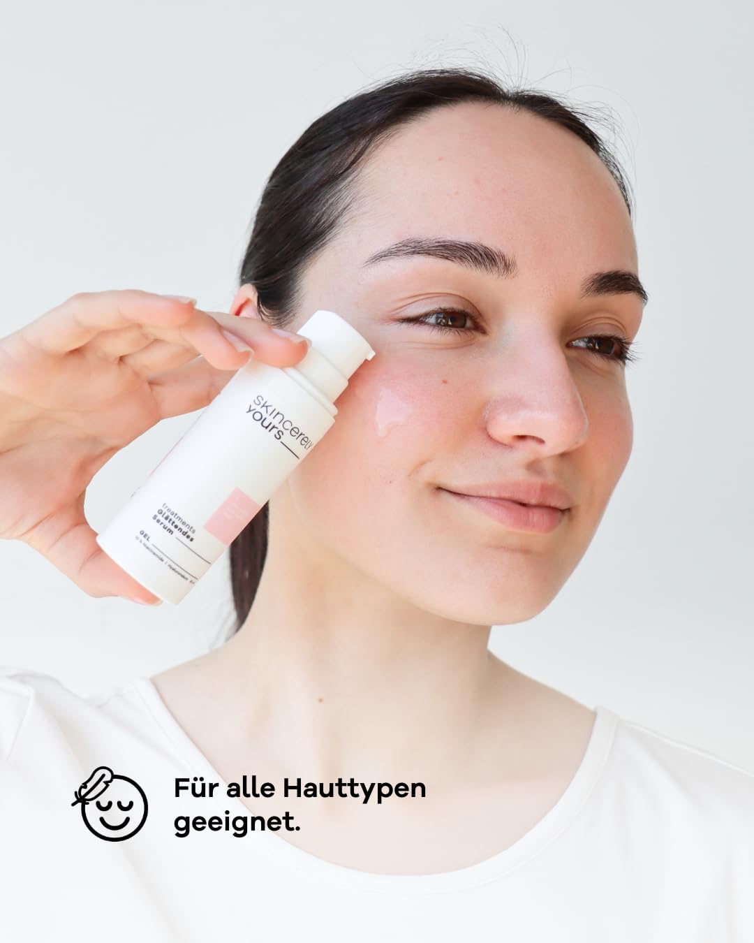 Skincerely Yours Siero lisciante, 50 ml, 10% niacinamide e acido ialuronico | Leviga visibilmente le rughe, affina i pori, riduce le macchie pigmentate e i brufoli. Il tuo siero multitasking con garanzia