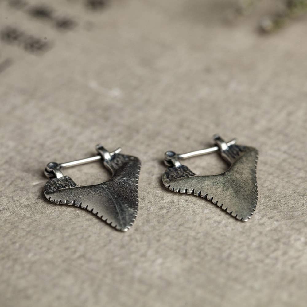 S925 sterling silver Shark teeth earrings anti allergy New creative ear stud fashion design earrings jewelry for men and women punk style