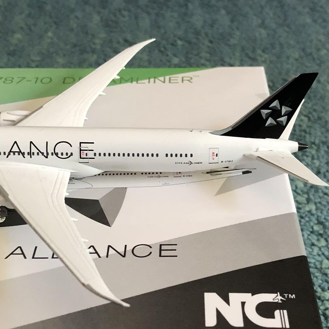 Amazon.co.jp: EVA AIR 787-10 スターアライアンス NG Model 1:400