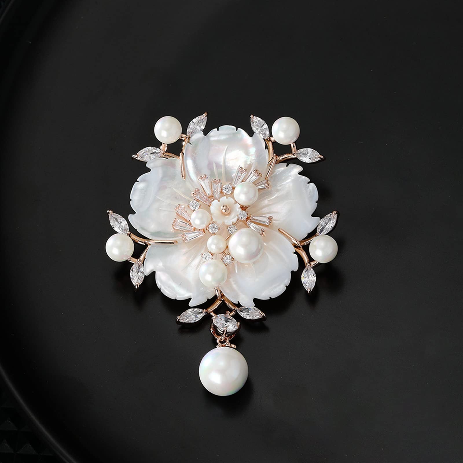 Broche de concha natural para abrigo y trajes de mujer