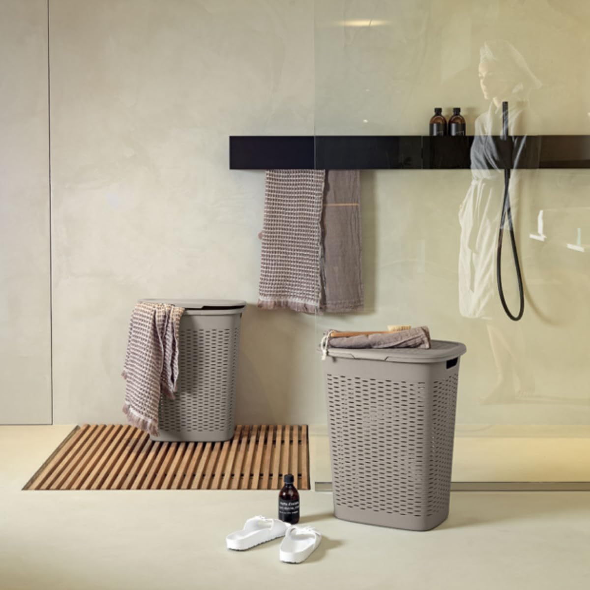 Tomaino - Wäschekorb aus Kunststoff - Behälter für Schmutzwäsche im Badezimmer