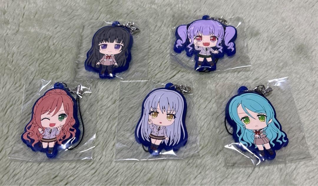 Amazon.co.jp: バンドリ ガルパ Roselia ガチャ 冬服 ラバー
