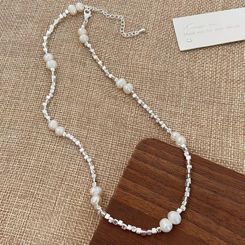 Collier de perles argent cassé ajustable pour sublimer votre décolleté - 4
