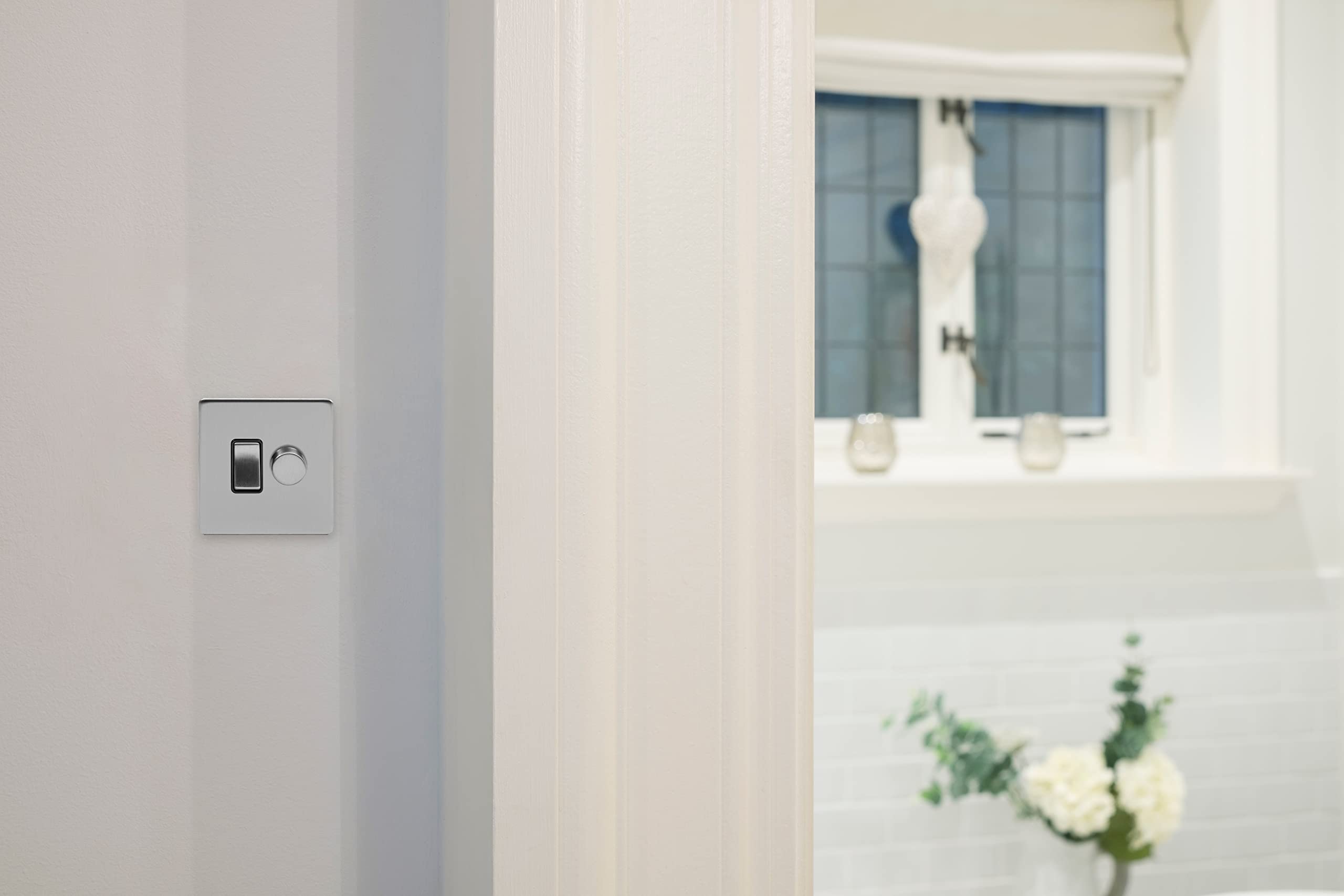 Soho Lighting Brushed Chrome Flat Plate Dimmer and Rocker Switch Combo Blk Ins Screwless (2 Way Switch & Trailing Dimmer) - Image 4