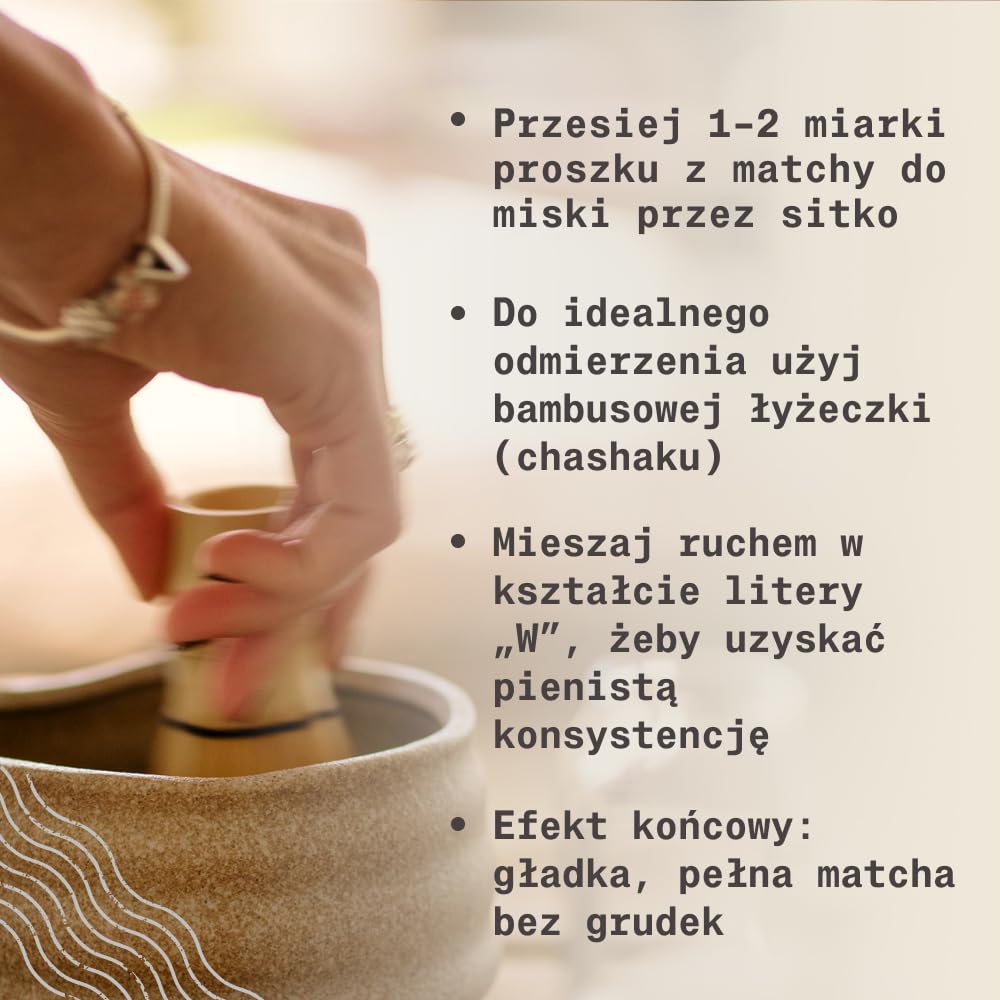 NaturaleBio Matcha Set Prezentowy 50 g Matcha Miotełka Miska | Zawiera 50 g premium matcha, bambusowy chasen, miskę, stojak i łyżeczkę. Gotowy zestaw prezentowy.