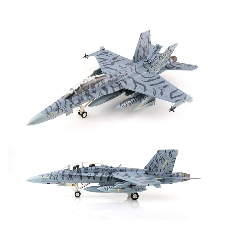 航空機モデルキット 4点セット Amazon.co.jp: Decorate Airplane 1/72 アメリカ F/A-18D 戦闘機