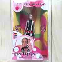 Twiggy Collection　メディコムトイ　ツイッギー　1/6フィギュア Amazon.co.jp: Twiggy Collection メディコムトイ ツイッギー 16