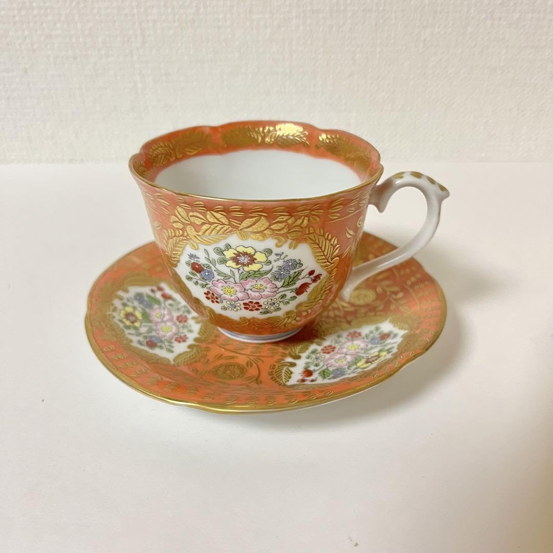 Amazon.co.jp: 有田焼 幸楽窯 ベルサイユシリーズ 錦緋色 カップ Amazon.co.jp: 有田焼 幸楽窯 ベルサイユシリーズ 錦緋色 カップ