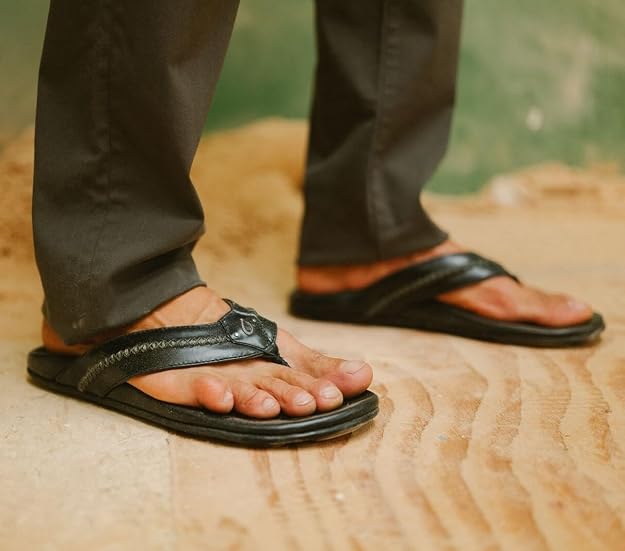 OluKai Men's MEA Ola, Black/Black, 9 D US: Amazon.co.uk: Fashion