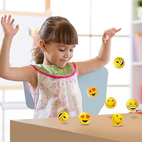 Miniatura 5 de ArtCreativity Emoticon - Juego de 12 bolas rebotantes en varios diseños de emoticonos, rebote extra alto, recuerdos de fiesta de cumpleaños de