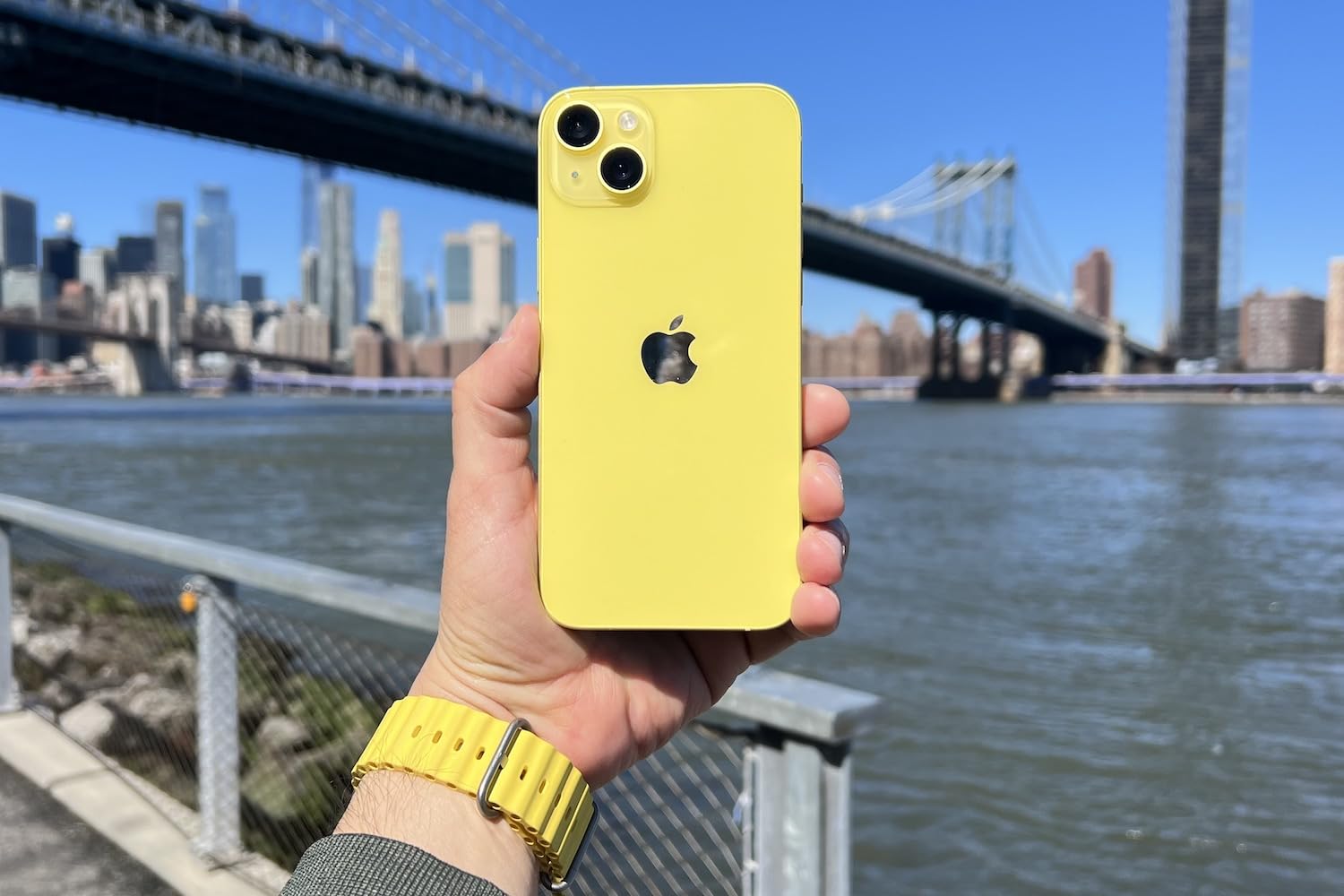 Amazon.com: Apple iPhone 14, 512GB, Yellow - Unlocked