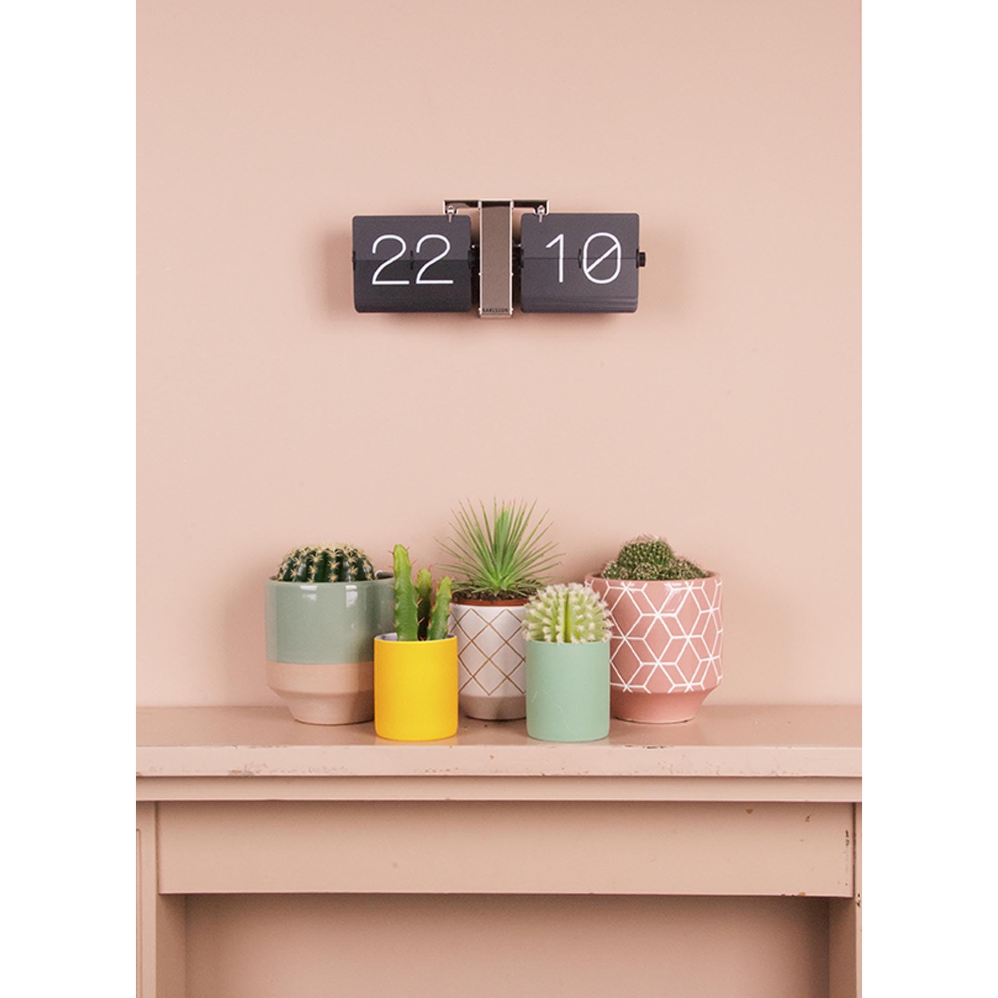 Amazon.com: Karlsson Flip Clock No Case Black, Chrome Stand, Steel