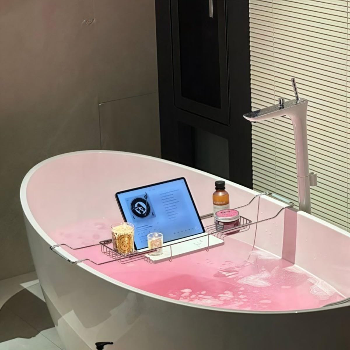 Bandeja Bañera Bambú Extensible Estantería Baño Antideslizante Soporte Tablet Ajustable con Hueco Copa Vino Portavelas Jabonera Toallero para SPA Relajación Baño