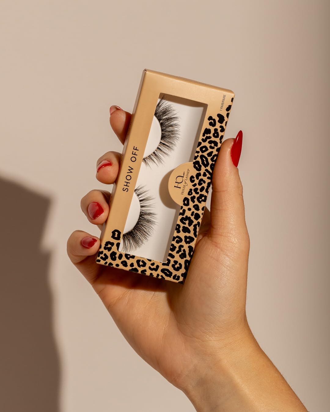 House of Lashes Femme Fatale Weightless and Flexible False Lashes, 3D Faux Mink Eyelash Extensions, Natural and Full Lash Line, Sultry Cat Eye Effect: 1 pair (Pack of 1) Show Off