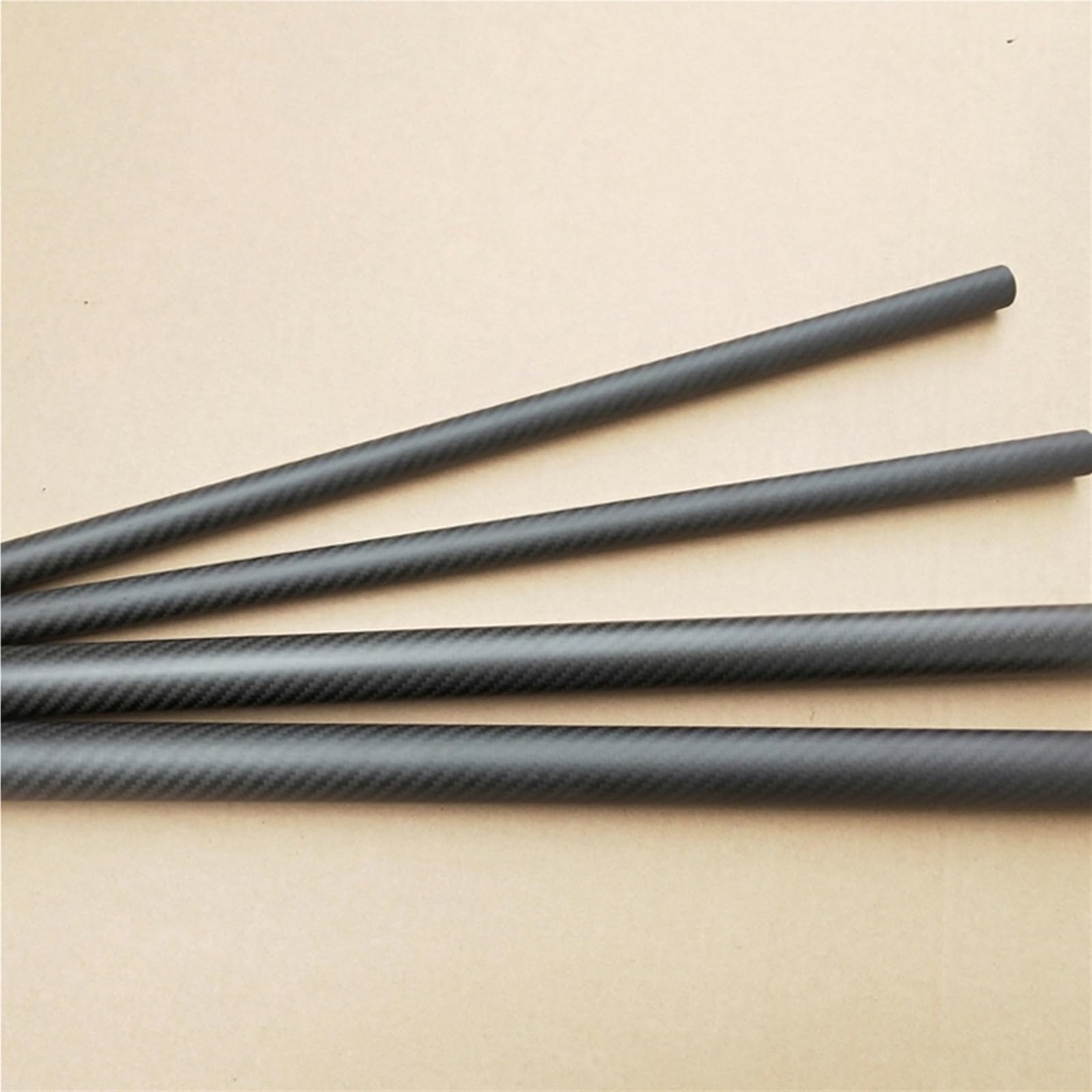 8pcs Length 600mm Carbon Fiber Tube High Composite Hardness Material 3K Twill Matte Carbon Fiber Square Tube(6x4x600mm)