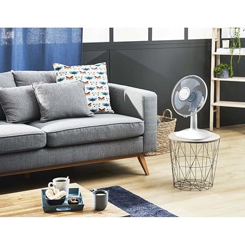 Rowenta Essential + Ventilateur de table, Flux d'air puissant, 40 dB(A), 3 vitesses, Oscillation automatique, Ultra compact, Moteur en cuivre, Blanc VU2330F2