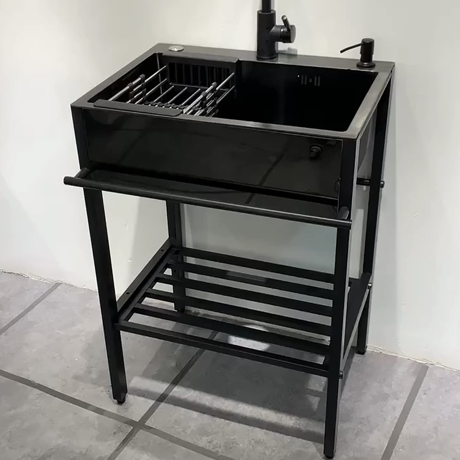 Évier autoportant en acier inoxydable à cuve unique pour extérieur et garage
