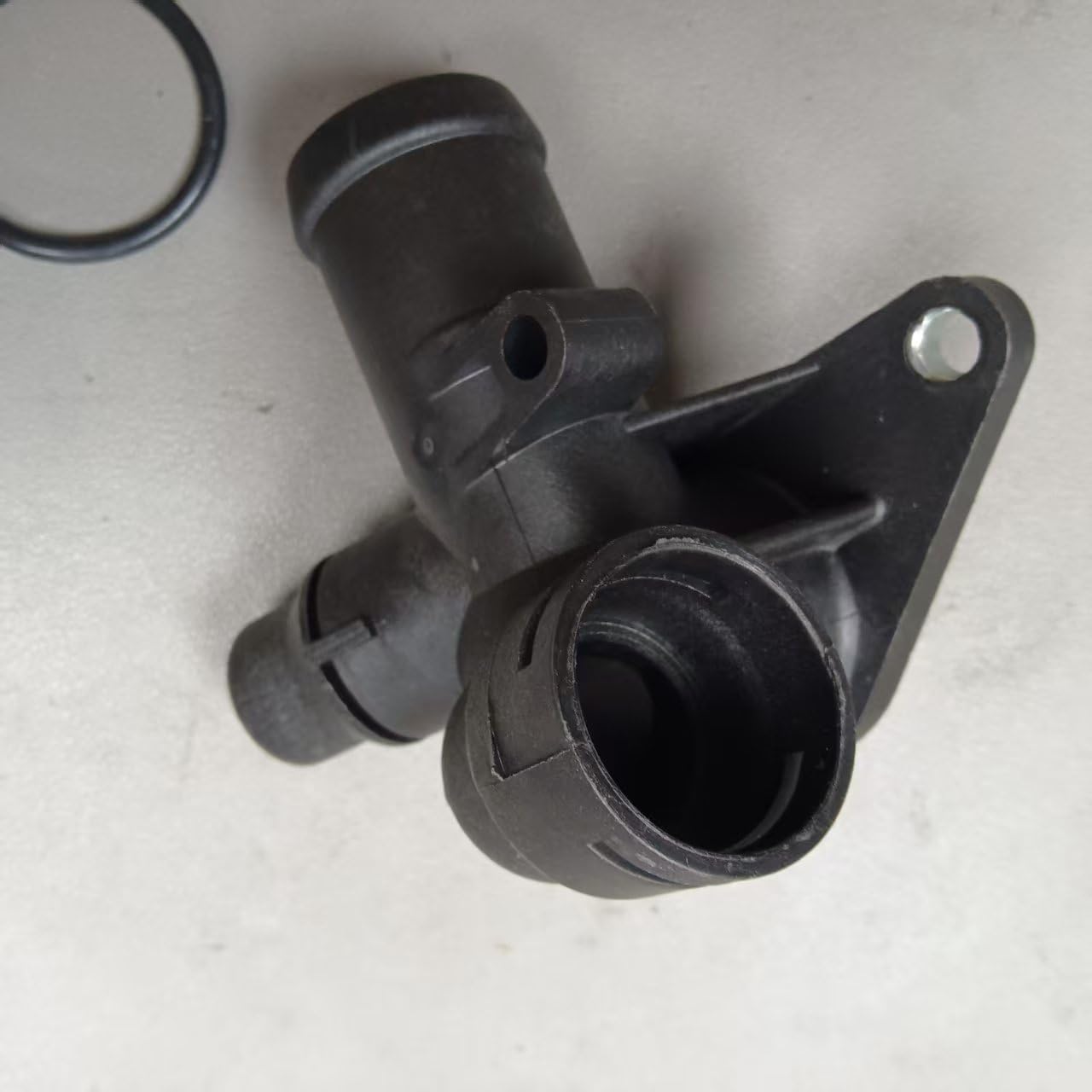 COOLANT FLANGE 06B121132A