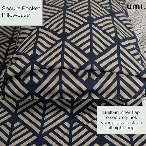 Image of Amazon Brand - Umi Cotton Fitted Bedsheet, Queen Size 78x60 Inches, Elastic Fit Bed Sheet, 10 Inch Deep Pocket, Soft Breathable Bedding, Durable Easy Care, with Pillow Cover-Midnight Maze