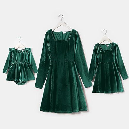 Miniatura 10 de Vestidos de Navidad para mamá y mí vestido de terciopelo a cuadros fiesta de Navidad mamá e hija trajes a juego para sesión de fotos