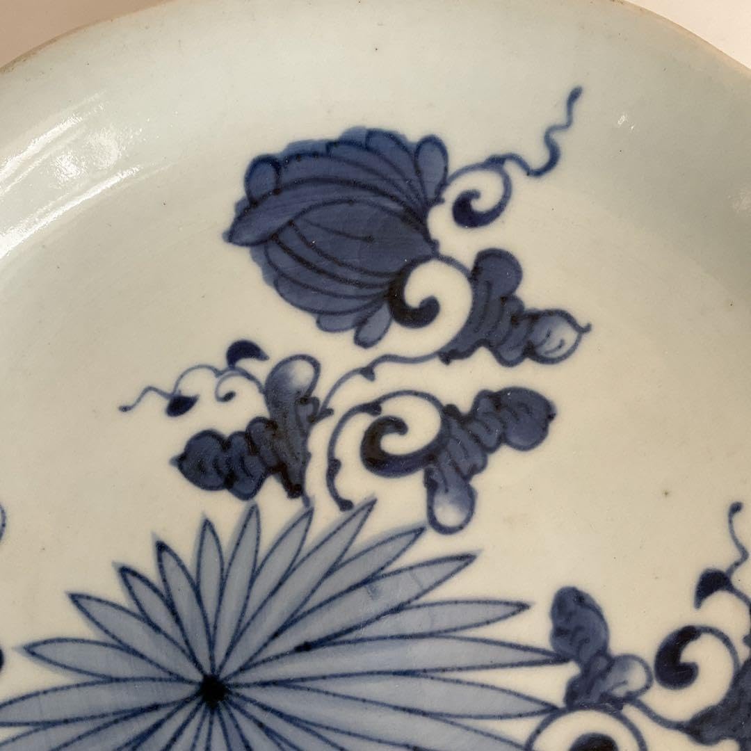 古伊万里　染付草花文尺皿　江戸時代中期〜後期頃　優品 古伊万里染付草花文尺皿江戸時代中期〜後期頃優品