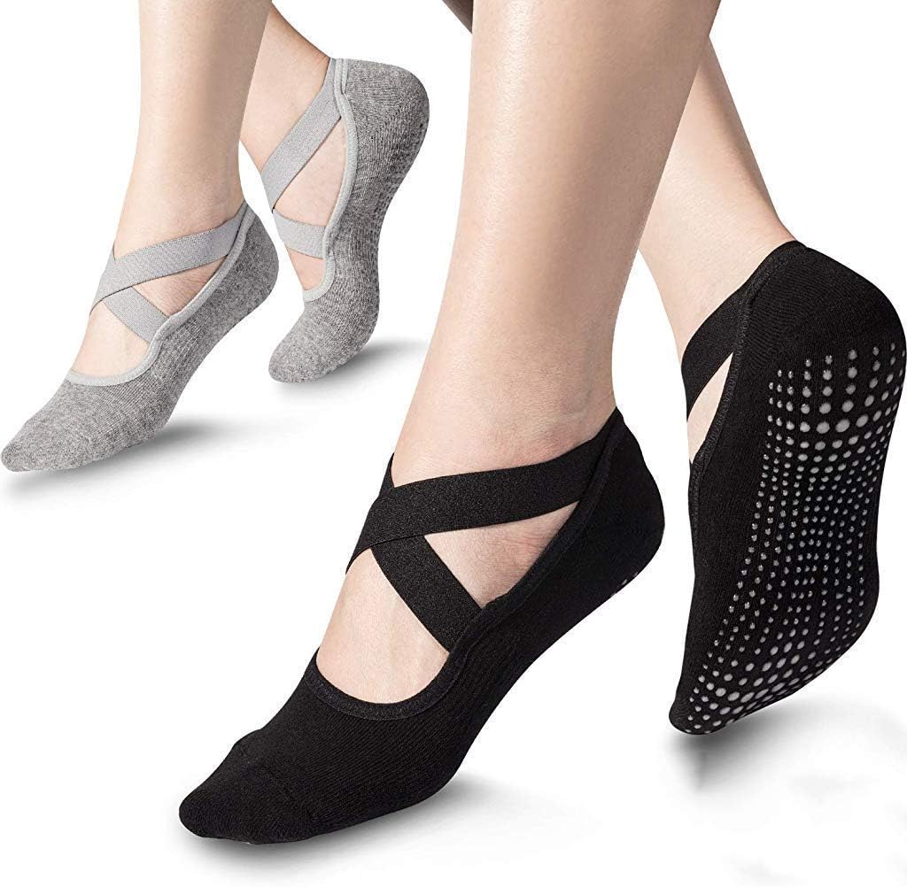 PROBEROS Women Cotton Yoga Ankle Length Socks Sport Fitness Half Toe Ankle Grip Gym No-Slip Socks For Pilates, Barre, Ballet, Barefoot Workout (2 Pairs-Black,Gray)