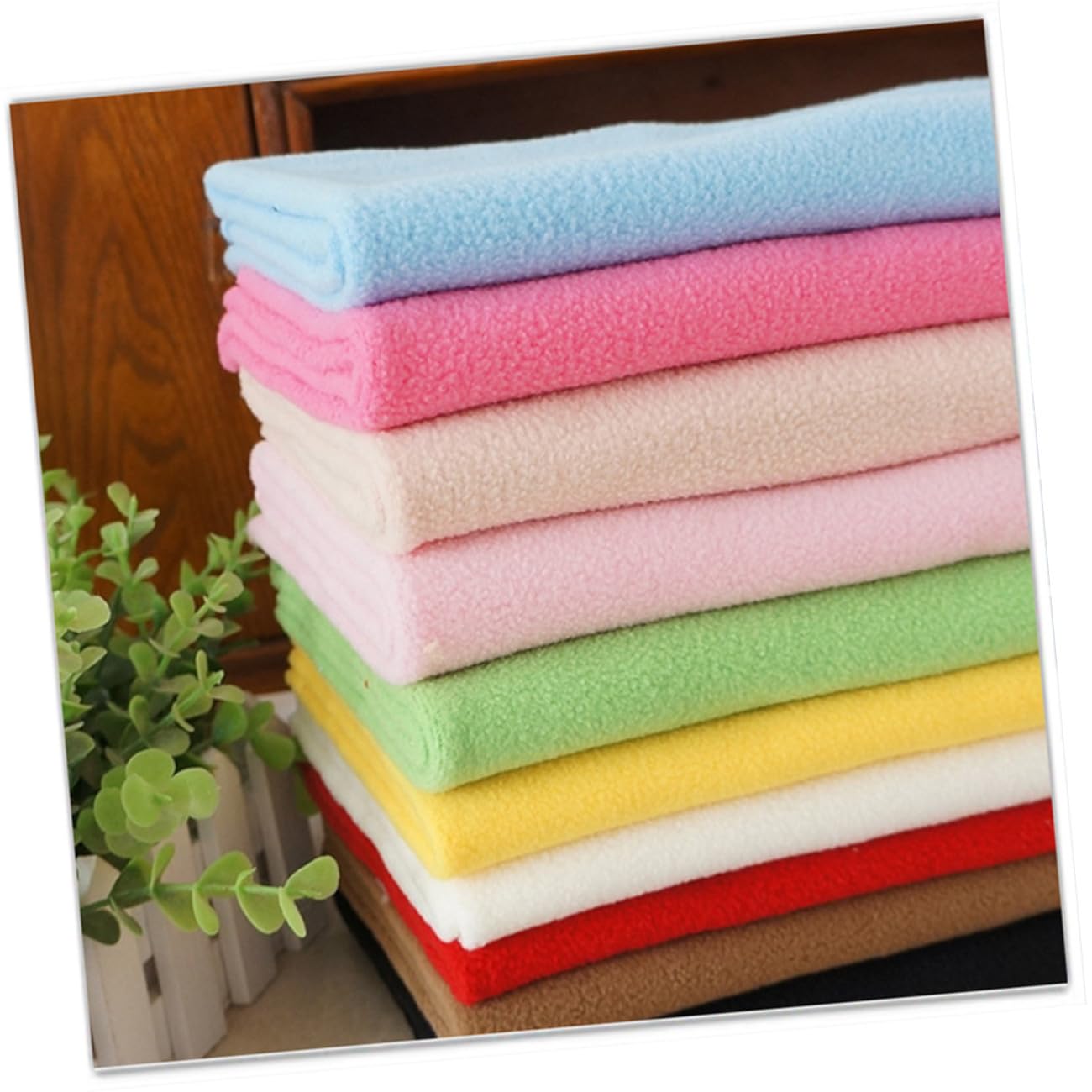 Operitacx 10 Stück Teiliges Buntes Patchwork Stoffset Fleece für DIY Projekte Handgemachte Stoffe für Frauen und Mädchen für Kreative Näharbeiten und Accessoires Zufällige