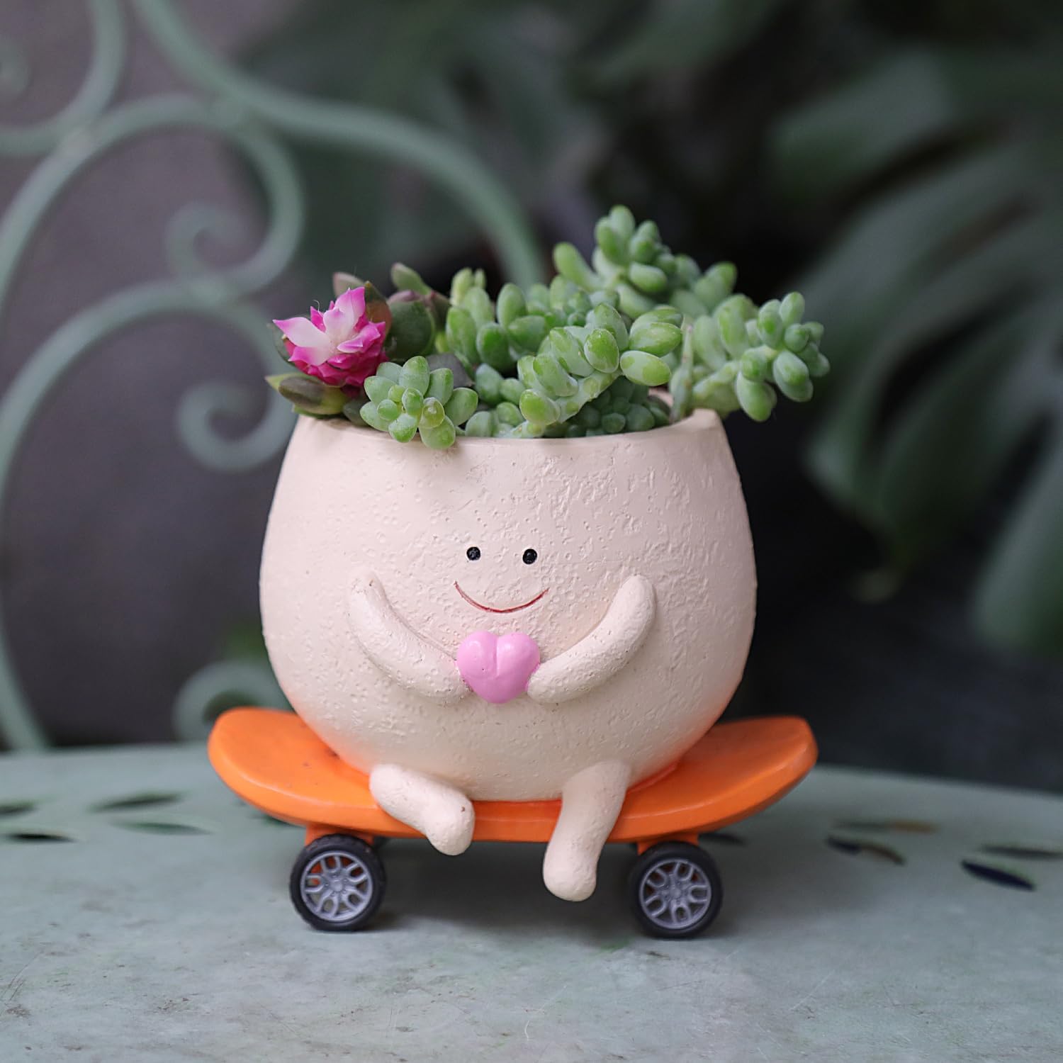 Face Head Planters Cute Plant Pots for Indoor Plants, Funny Skateboarding Planter Smiley Face Flower Pots for Succulents Outdoor Plants Gift Ideal for Mother and Christmas