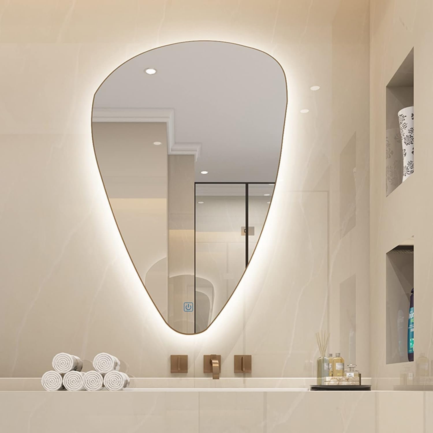 Miroir mural sans cadre asymétrique pour sublimer l'ambiance de votre chambre
