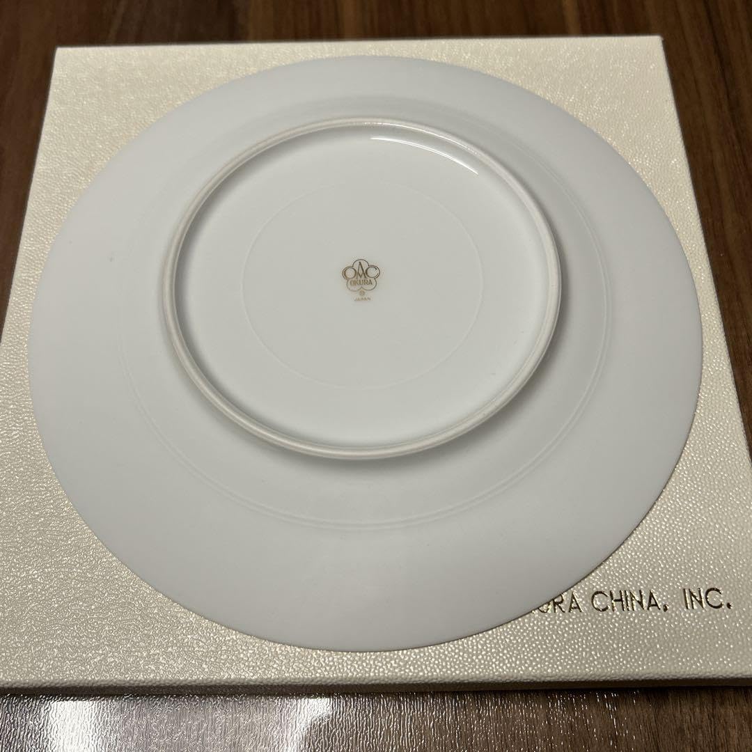 箱あり大倉陶園 色蒔 パンジー デザート皿 ブルー大倉陶園 色蒔き