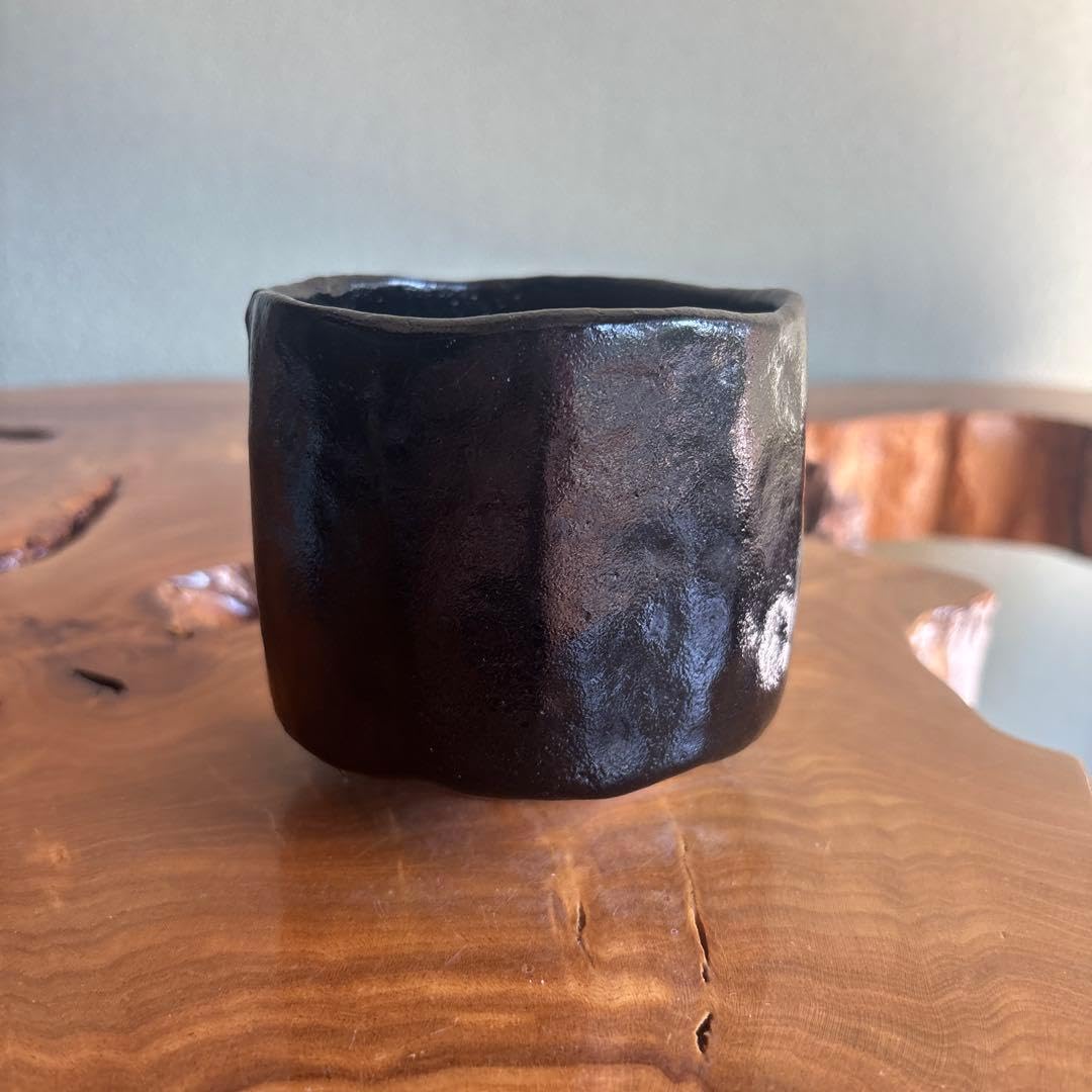 大樋焼 黒筒茶碗 泉喜仙作 松雲窯 景色抜群　共箱 抹茶碗 Amazon.co.jp: 大樋焼 黒筒茶碗 泉喜仙作 松雲窯 共箱 抹茶碗（gf4