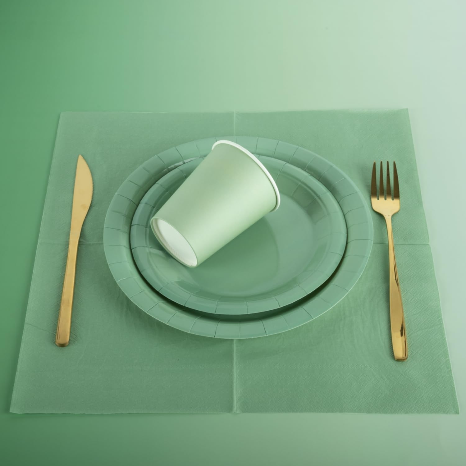 CEILIWEN Confezione da 100 bicchieri di carta verde salvia da 250 ml, bicchieri per feste calde e fredde, ideali per addio al nubilato, matrimoni, celebrazioni ed eventi