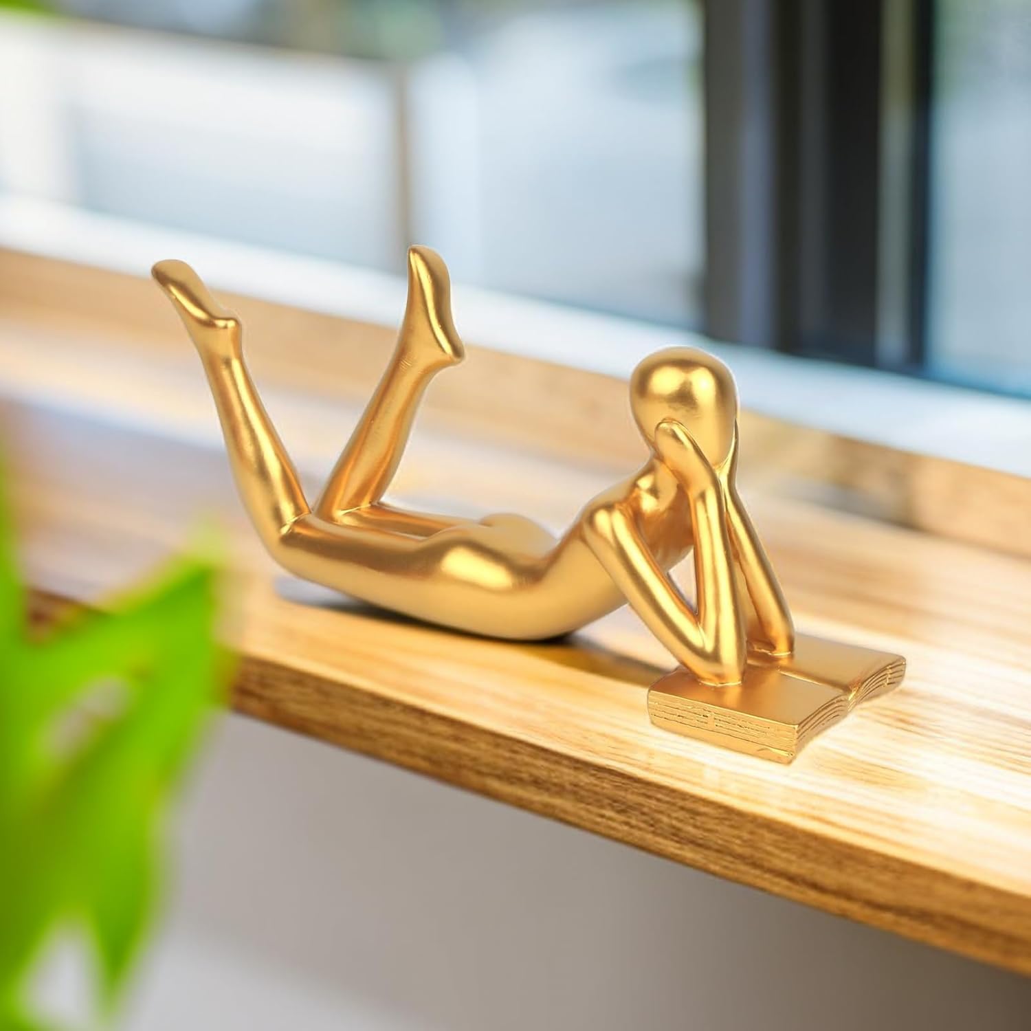 Bookshelf Decor Thinker Statue,Creative Abstract Thinker Bookend for Home Aesthetic, Study, and Wine Cabinet – Stylish Shelf Decor Accent and Thoughtful Gift for Living Room, Bar, or Coffee Shop