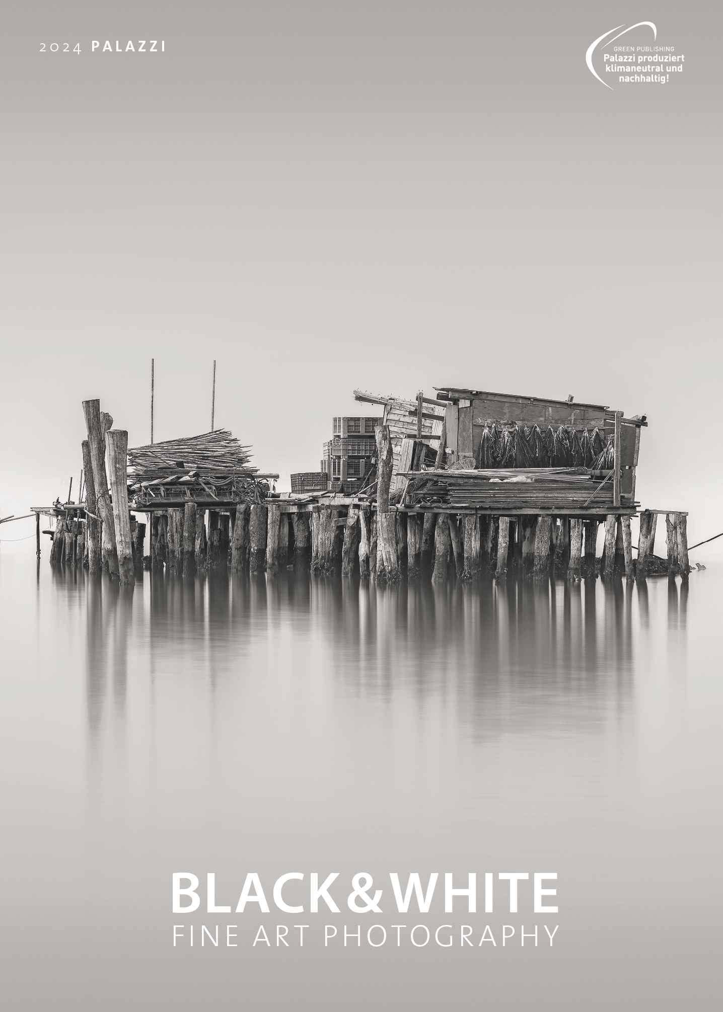 Black & White 2024 - Bildkalender 50x70 cm - Wandkalender XL - schwarz-weiß - Kunst - Hochformat - Palazzi: Fine Art Photography