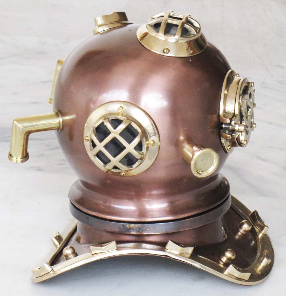 Coleccionable diseño de fecha con latón y acero acabado Buceador casco de buceo de sobremesa negro