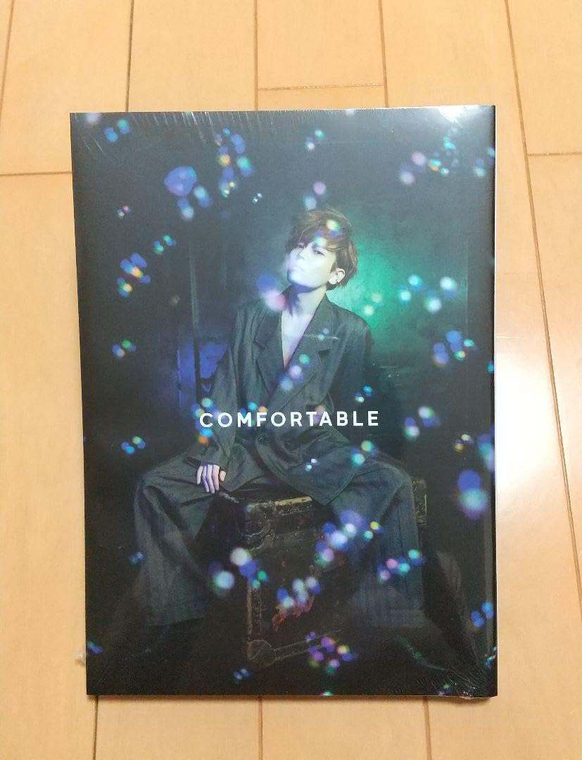Amazon.co.jp: Da-ice岩岡徹 2nd Solo Photobook COMFORTABLE : ホビー