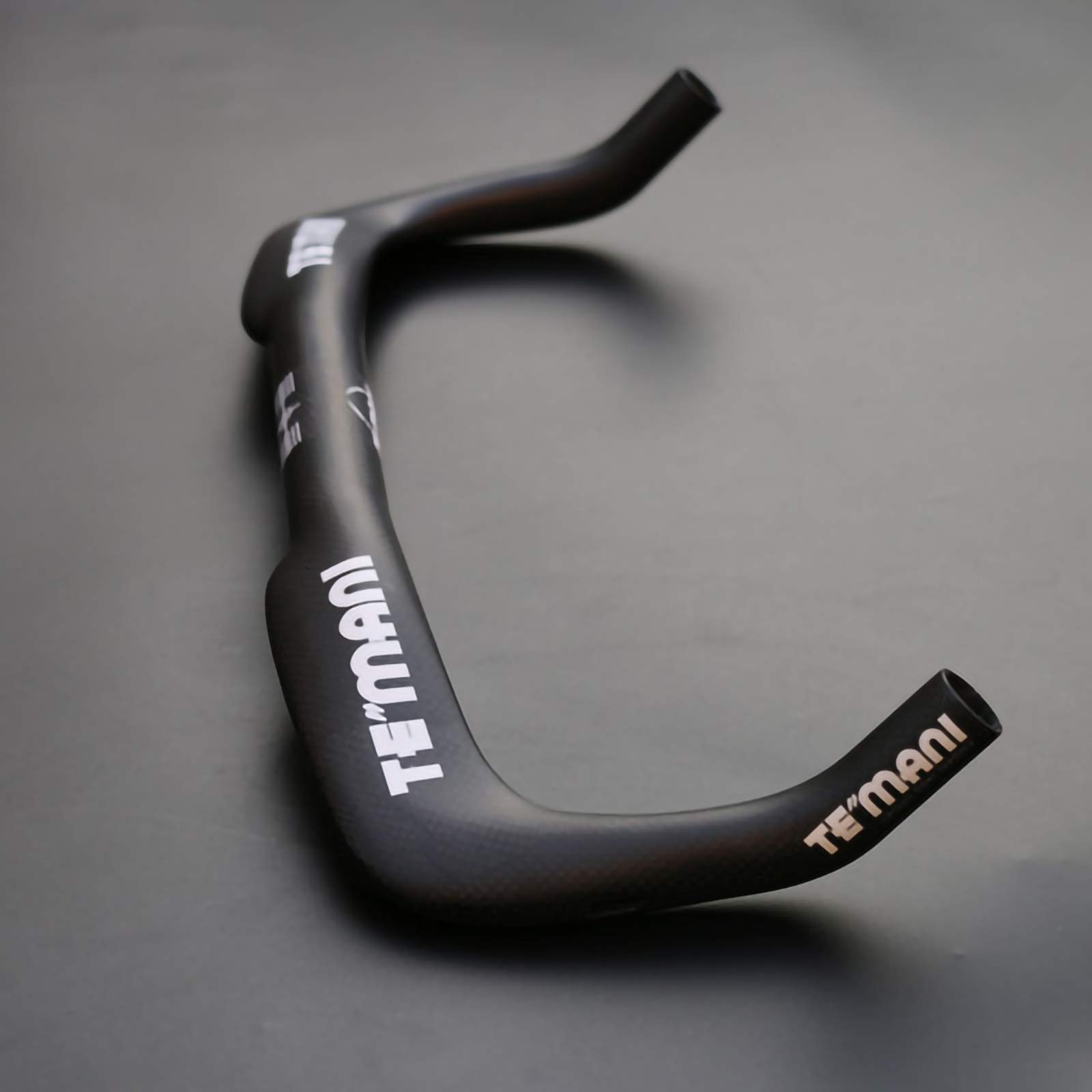 Amazon | 自転車ハンドルバーカーボンファイバー、ブルホーンハンドル