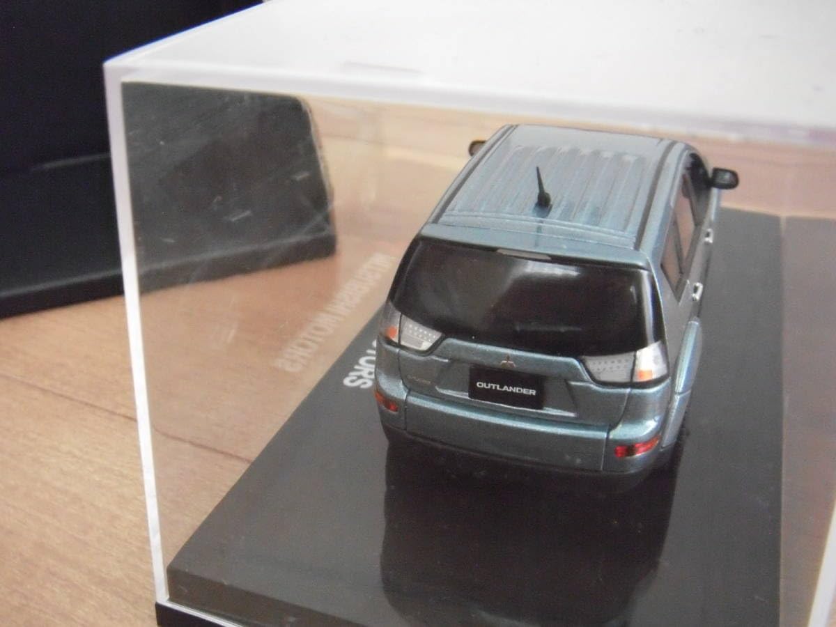 Amazon | 三菱 アウトランダー ミニカー 水色 MITSUBISHI OUTLANDER