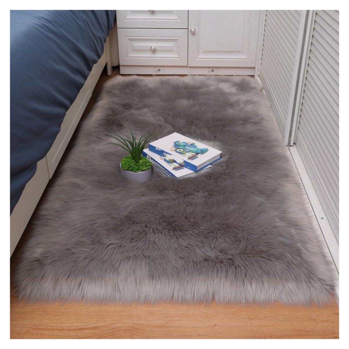 Grand tapis de salon en peau de mouton synthétique gris pour chambre