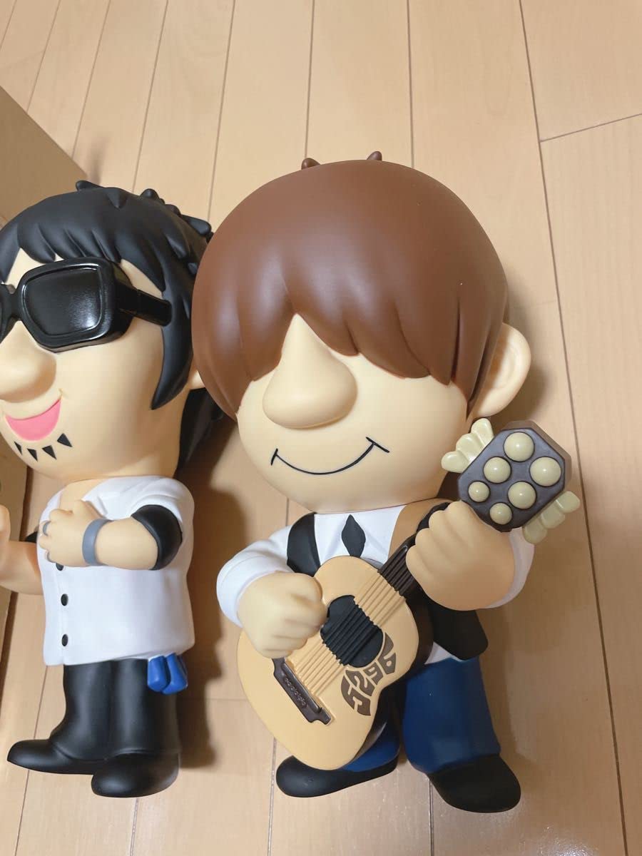 コブクロ 公式グッズ　特大 フィギュア 30名限定品 流星 Amazon.co.jp: 最終！コブクロ 公式グッズ 特大フィギュア 30名限定品