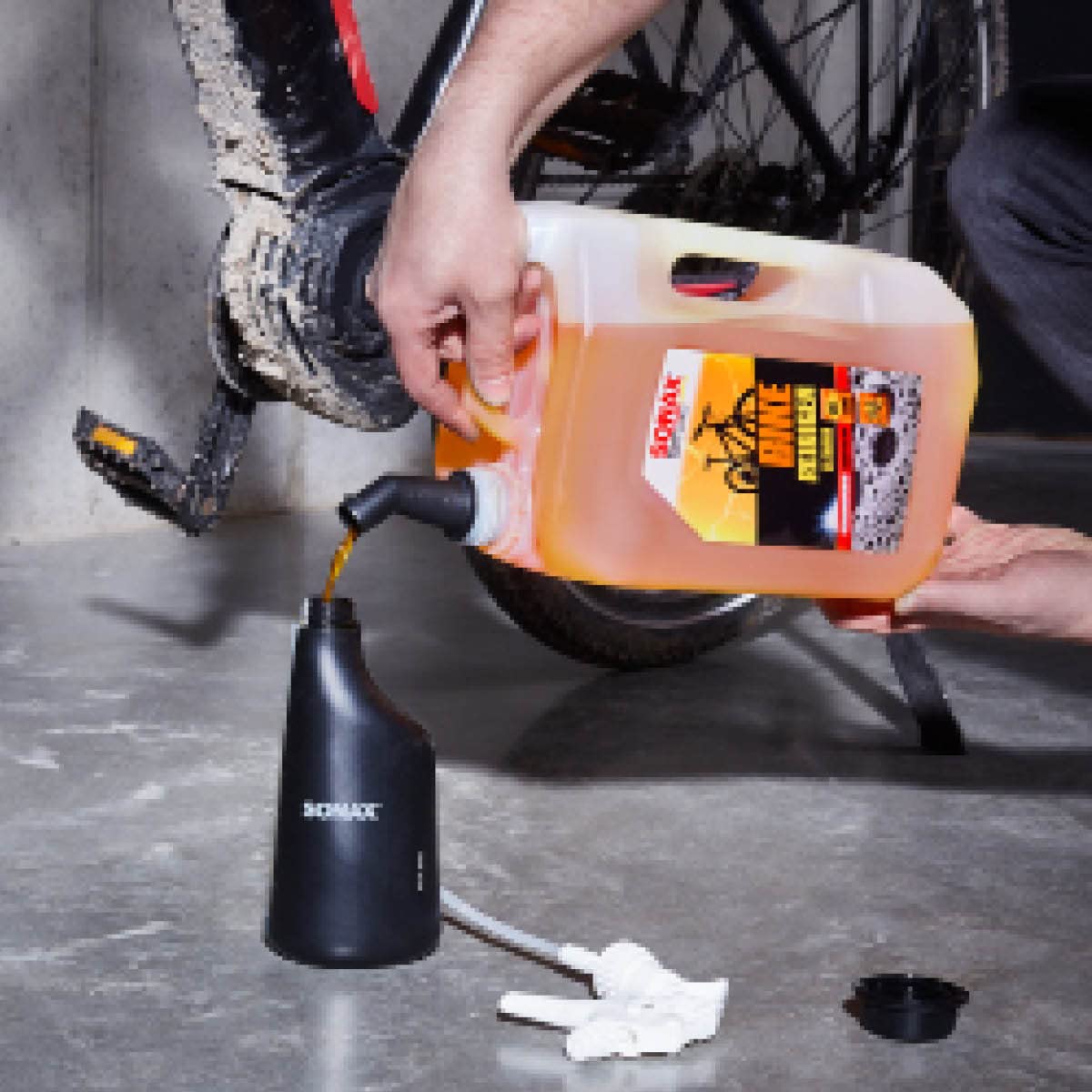 SONAX Bike Nettoyant (5000 ML) Compatible avec Tous Les matériaux du vélo tels Que Carbone, Plastique, l’Aluminium et Les Vernis | Réf: 08525000