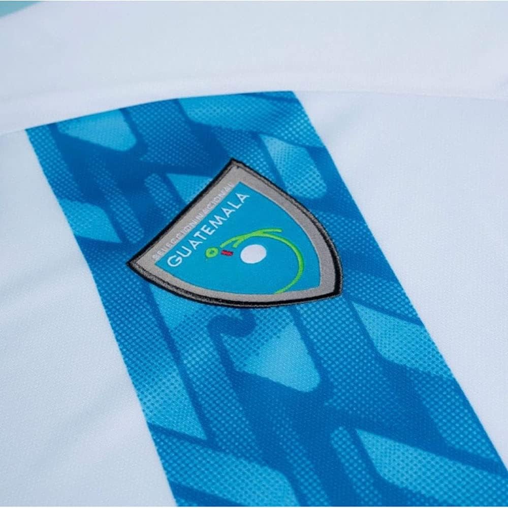 Umbro Youth Guatemala Home Soccer Jersey- 2021/22 : Clothing, Shoes & Jewelry
