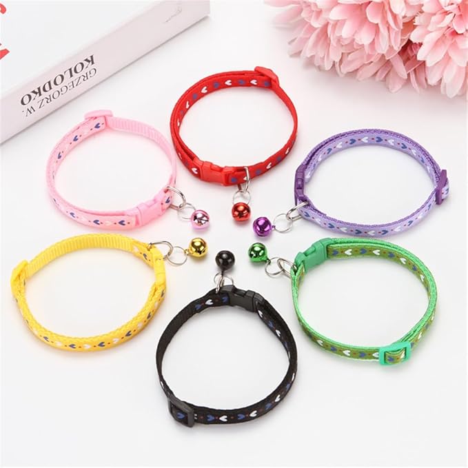 Collar para gato morado con cascabel, estampado de corazones, talla XS miniatura 4