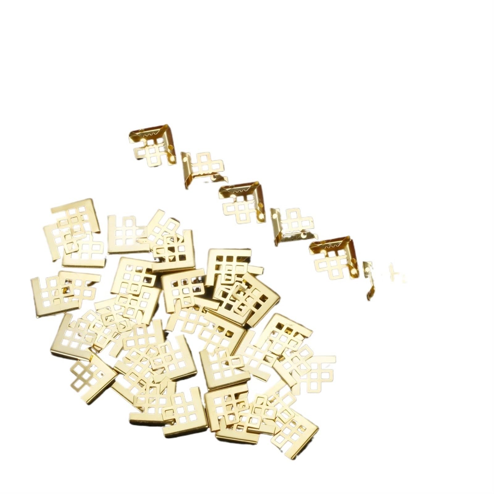 Narożne wsporniki 50 szt. mosiądz 16 * 16mm menu narożniki dekoracyjne ochraniacze ramki na zdjęcia albumy scrapbooking ozdoby narożniki ochraniacze wsporniki do półek, mebli (złote)(Gold)