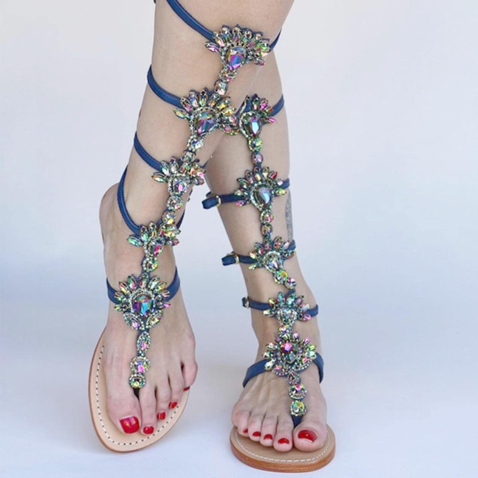 Rhinestone Romano Nuevas Mujeres Verano Nuevas Sandalias Jalizadoras Bling Rodilla High Sandalias Damas Sandalias Playa Al Aire Libre Zapatos Planos