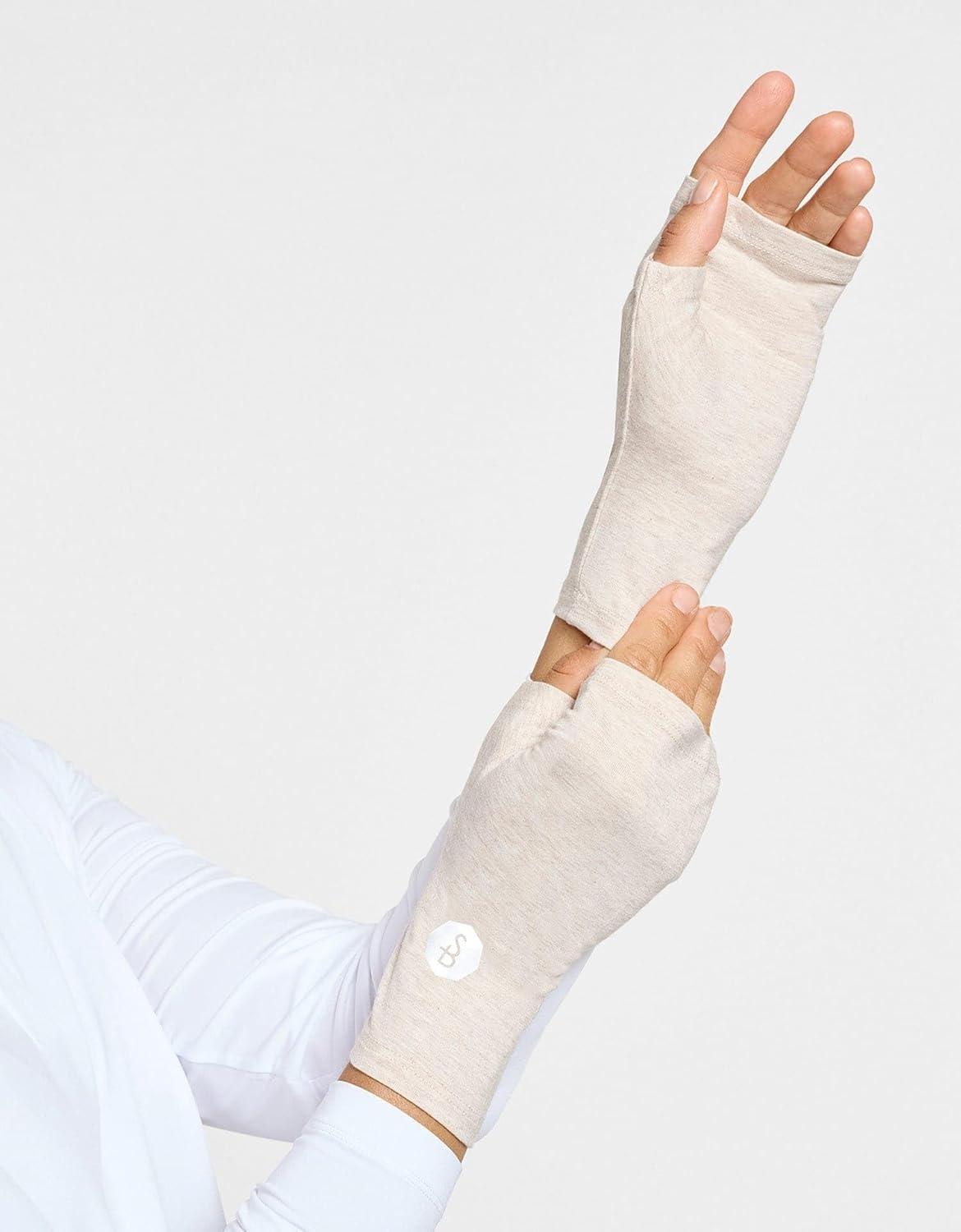 Solbari UPF 50+ Protective Hand Covers – Unisex Sleeves for UV Sun Protection - Large/X-Large/Oatmeal (Set of Two Gloves)