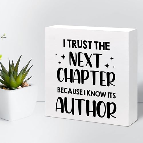 Miniatura 5 de Letrero de madera con texto en inglés "I Trust Next Chapter Because I Know Its Author", decoración de escritorio inspiradora de madera, placa de