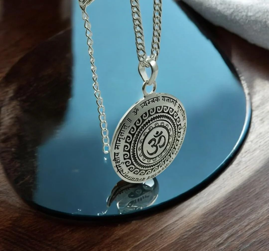 DIVISHA Om Mahamrityunjaya Mantra Pendant with Stainless Steel Chain Spiritual Om Locket for Men and Women Silver Finish Religious Necklace for Meditation Prayer Positive Energy Daily Wear 2